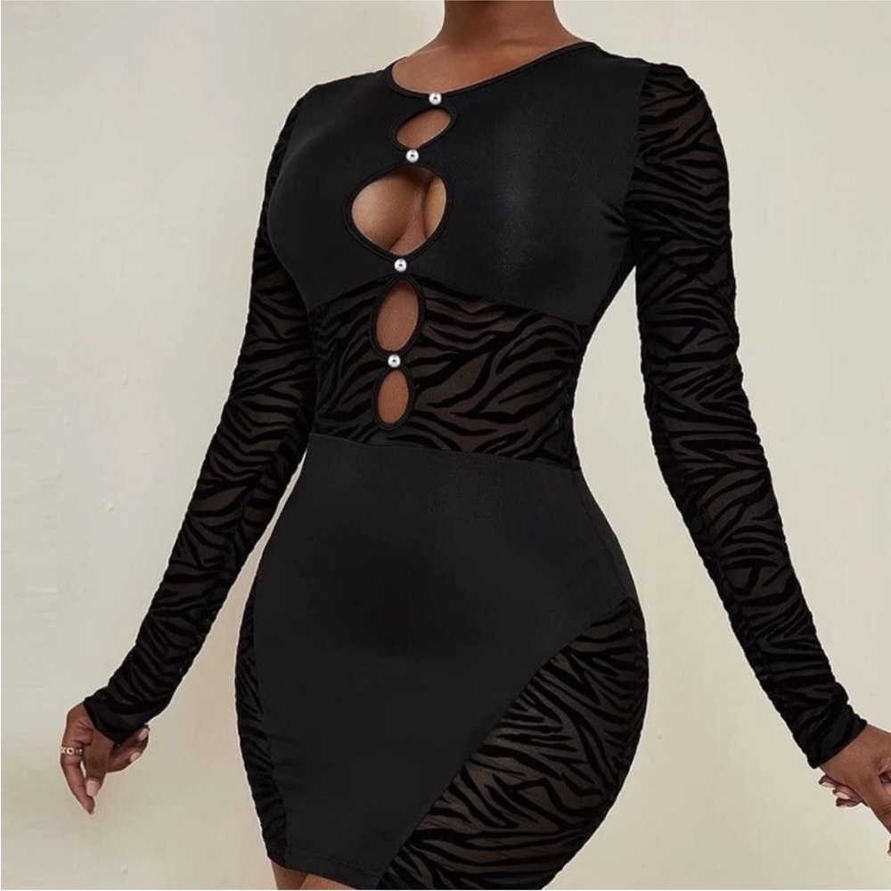 Elegant Black Zebra Print Dress
